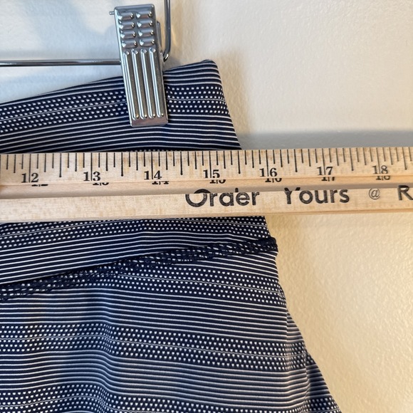 Athleta Dot Stripe Swagger Skort Navy Blue Womens Size L #591396 Classic Sporty - Picture 3 of 10